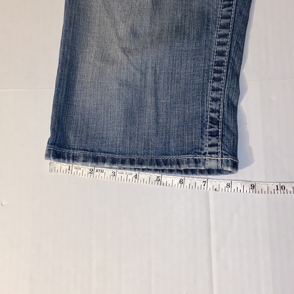 BKE Stella Women’s Size 30 Blue Distressed Jean Shorts - Picture 8 of 14